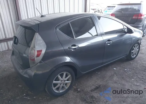 2012 Toyota Prius C Three from USA, damaged, VIN JTDKDTB33C1018805